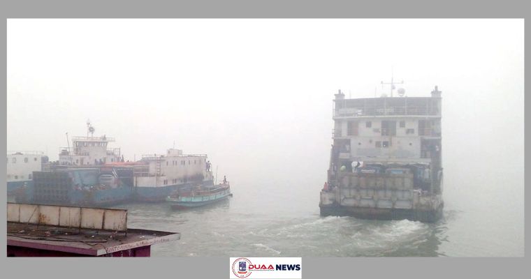 বন্ধের আড়াই ঘণ্টা পর দৌলতদিয়া-পাটুরিয়ায় ফেরি চলাচল শুরু